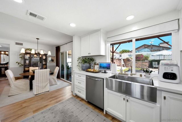 1022 Glenwood Way, Escondido, CA 92026