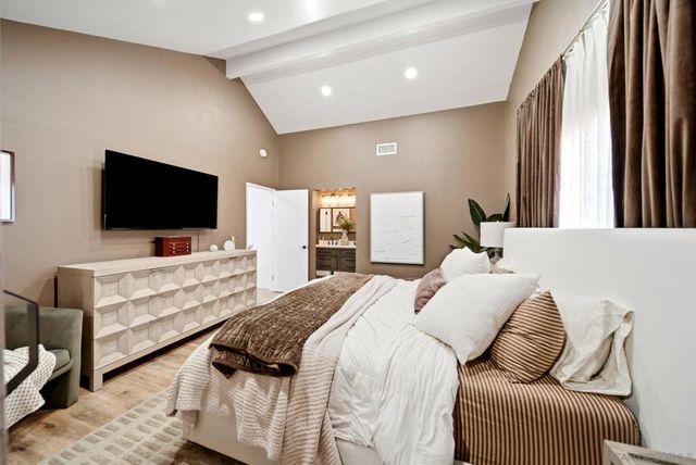 1022 Glenwood Way, Escondido, CA 92026