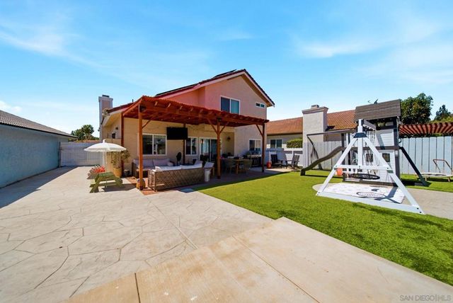 1022 Glenwood Way, Escondido, CA 92026