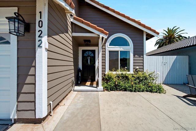 1022 Glenwood Way, Escondido, CA 92026