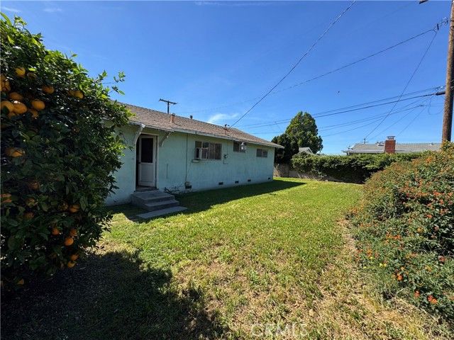 7675 El Escorial, Buena Park, CA 90620