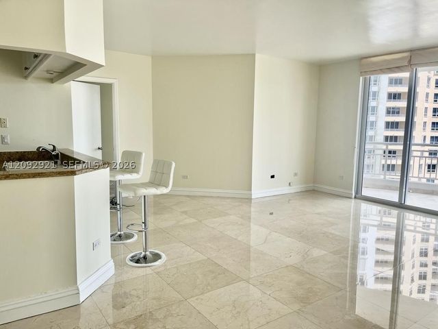 848 Brickell Key Dr 2303, Miami, FL 33131