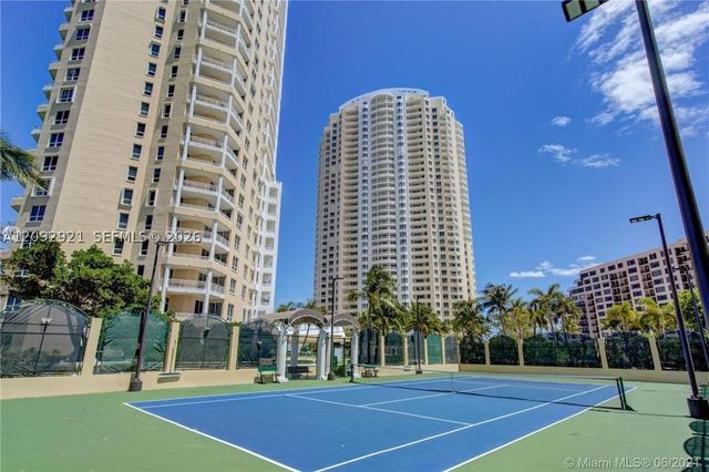 848 Brickell Key Dr 2303, Miami, FL 33131