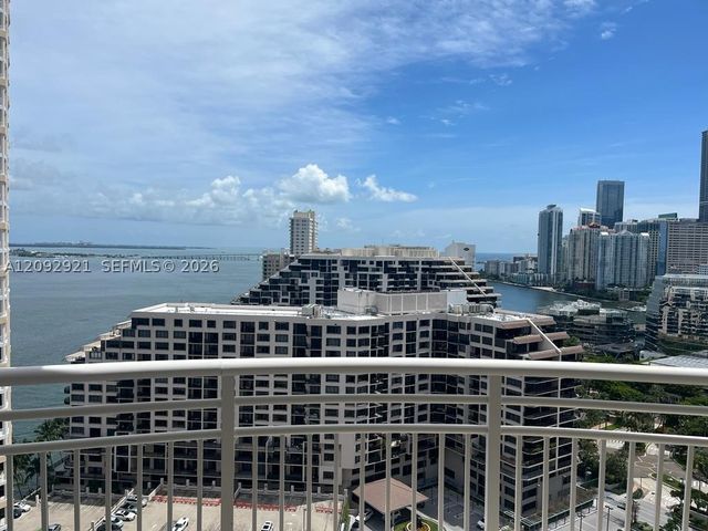 848 Brickell Key Dr 2303, Miami, FL 33131