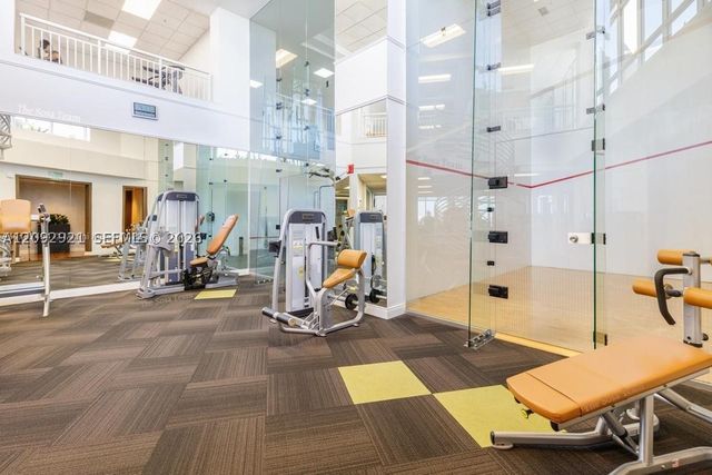 848 Brickell Key Dr 2303, Miami, FL 33131