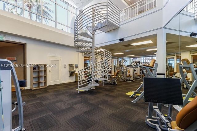 848 Brickell Key Dr 2303, Miami, FL 33131