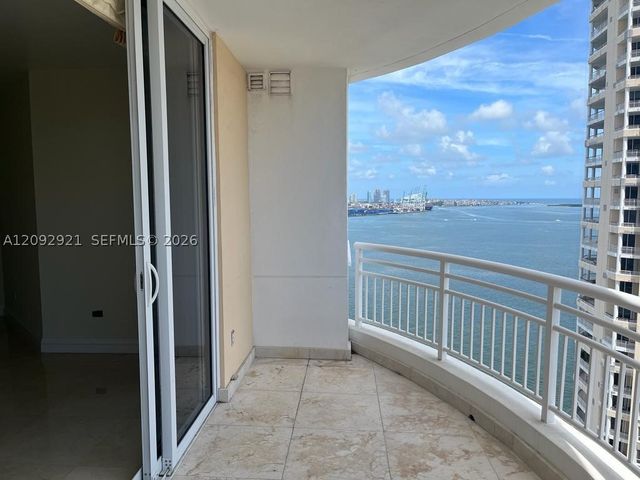 848 Brickell Key Dr 2303, Miami, FL 33131
