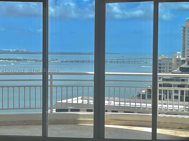 848 Brickell Key Dr 2303, Miami, FL 33131
