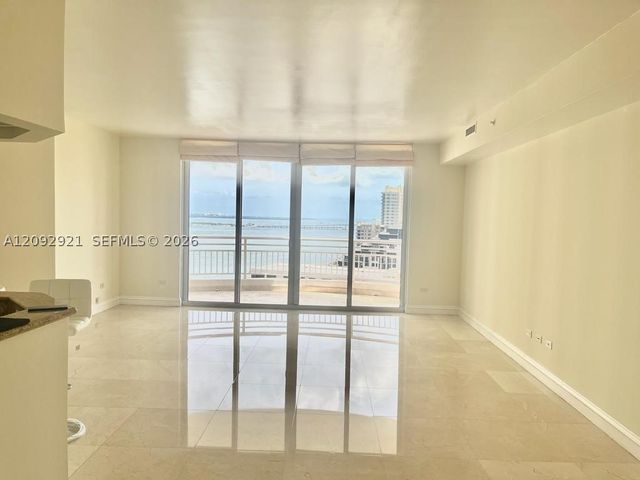 848 Brickell Key Dr 2303, Miami, FL 33131