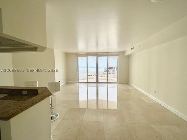 848 Brickell Key Dr 2303, Miami, FL 33131