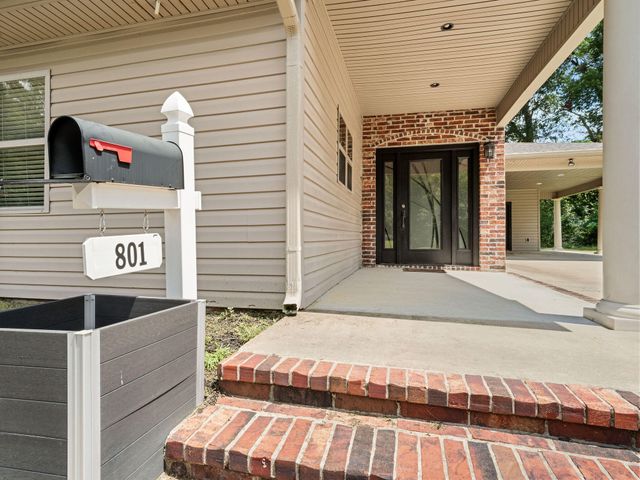 801 Rock, Deridder, LA 70634