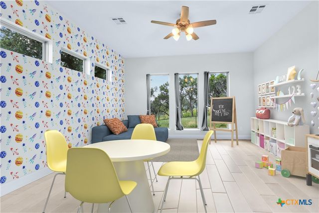 1972 Tempranillo, New Braunfels, TX 78132