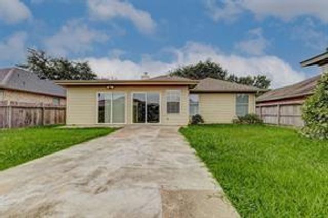 22915 Sebastian Drive, Porter, TX 77365