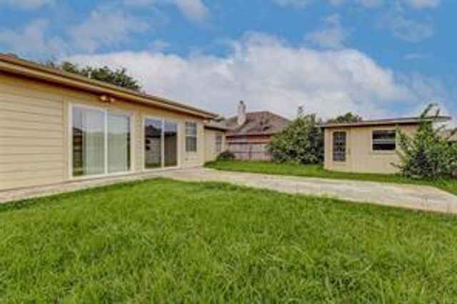 22915 Sebastian Drive, Porter, TX 77365