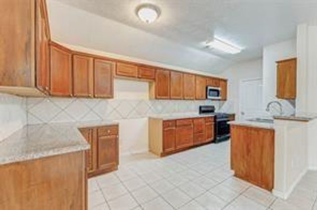 22915 Sebastian Drive, Porter, TX 77365