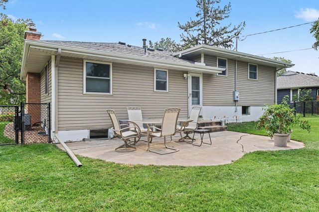 1333 Valders Avenue N, Golden Valley, MN 55427