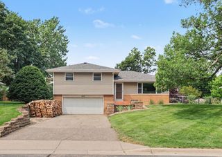 1333 Valders Avenue N, Golden Valley, MN 55427