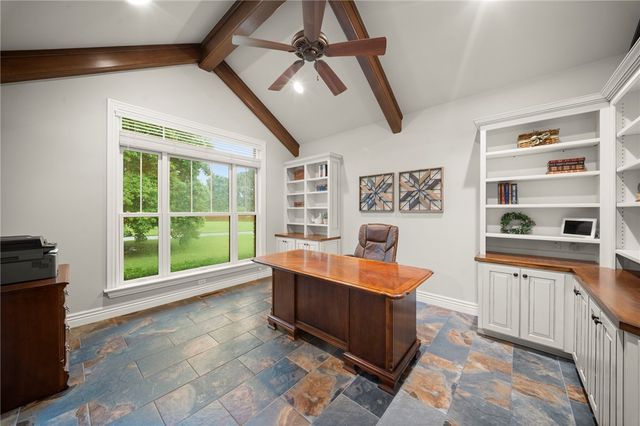 3072 E Hunters Ridge Road, Springdale, AR 72764