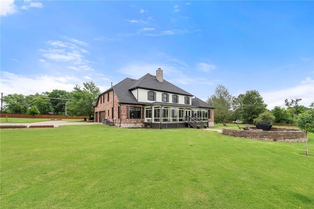 3072 E Hunters Ridge Road, Springdale, AR 72764