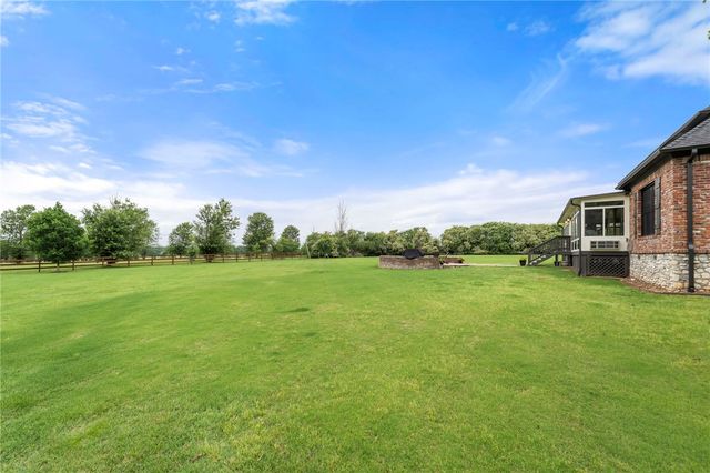 3072 E Hunters Ridge Road, Springdale, AR 72764