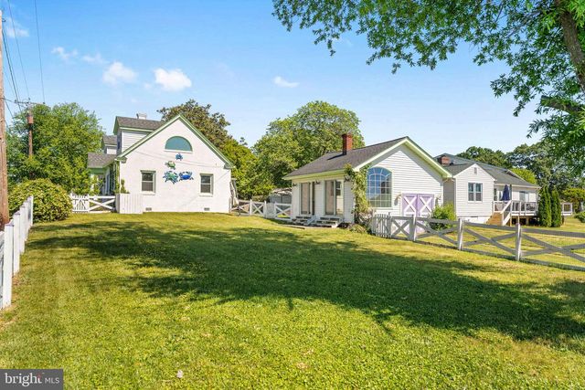 312 MADISON ST, Colonial Beach, VA 22443