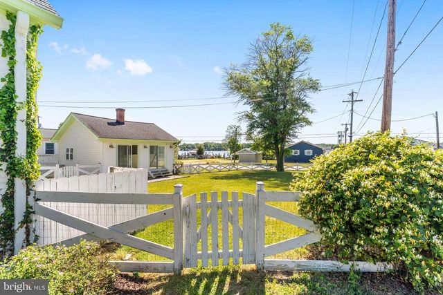 312 MADISON ST, Colonial Beach, VA 22443