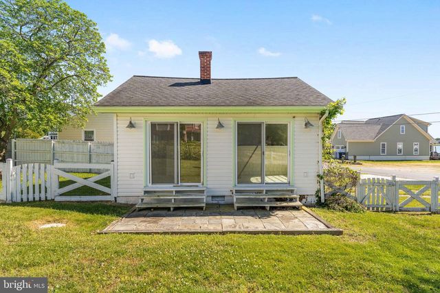 312 MADISON ST, Colonial Beach, VA 22443