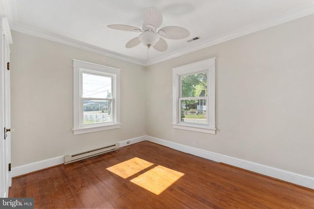 312 MADISON ST, Colonial Beach, VA 22443