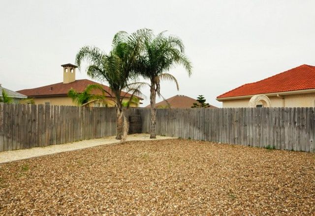 13945 BINNACLE St, Corpus Christi, TX 78418