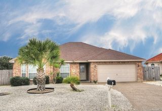 13945 BINNACLE St, Corpus Christi, TX 78418
