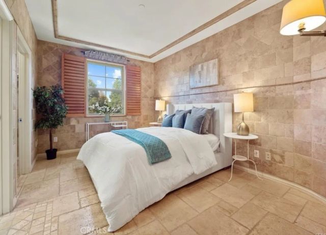 12067 Guerin Street 305, Studio City, CA 91604