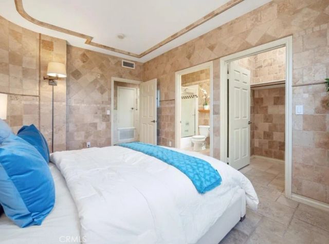 12067 Guerin Street 305, Studio City, CA 91604