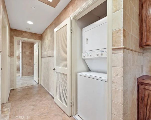 12067 Guerin Street 305, Studio City, CA 91604