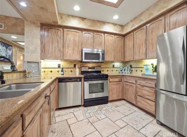 12067 Guerin Street 305, Studio City, CA 91604