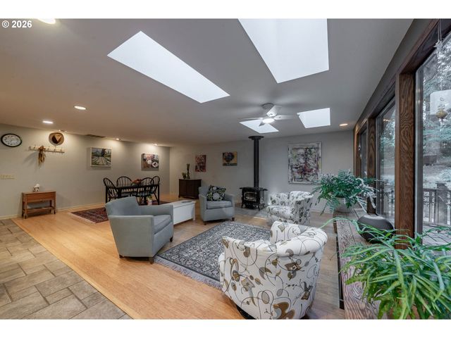4386 Nw BRAMBLEWOOD Ct, Albany, OR 97321
