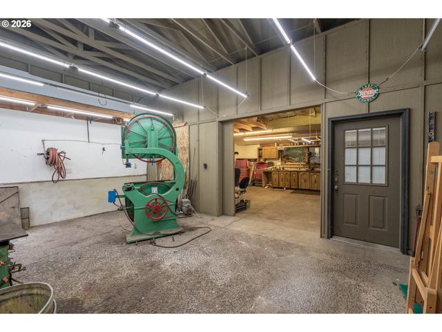 4386 Nw BRAMBLEWOOD Ct, Albany, OR 97321