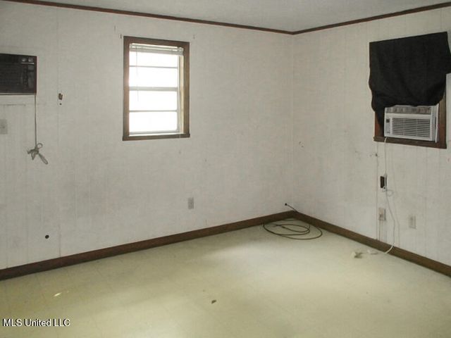 829 Kirkland Road, Vicksburg, MS 39180