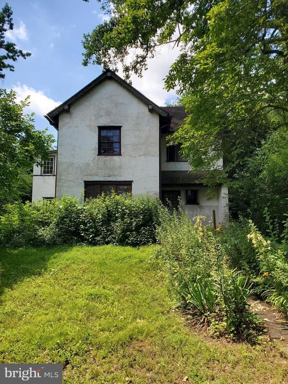 6 BELMAR ST, Coatesville, PA 19320