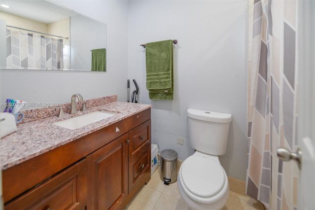 15216 SW 112th Place, Miami, FL 33157