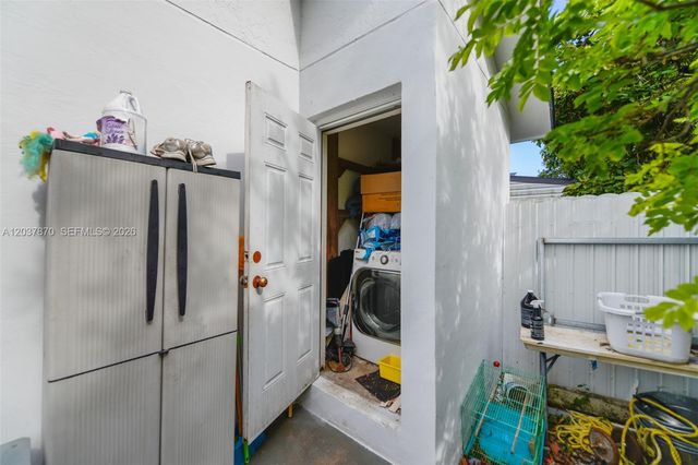 15216 SW 112th Place, Miami, FL 33157