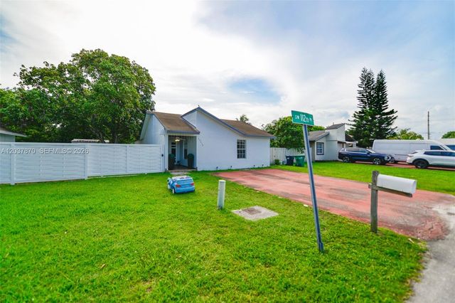 15216 SW 112th Place, Miami, FL 33157