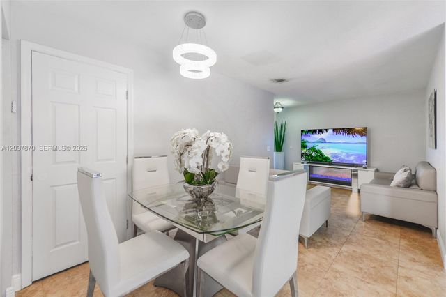 15216 SW 112th Place, Miami, FL 33157