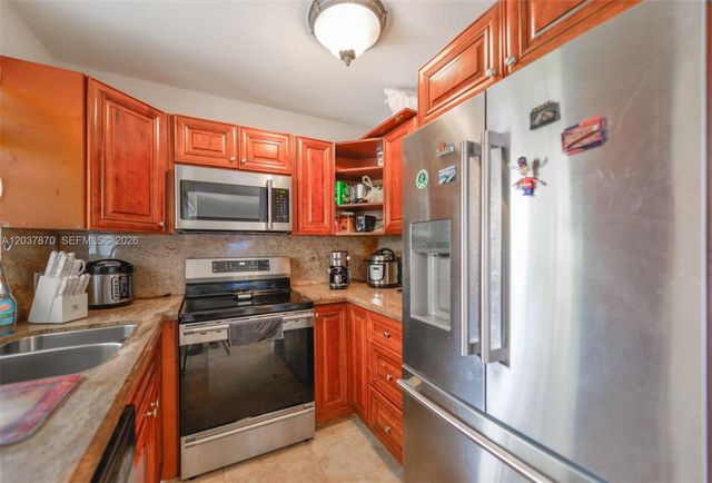 15216 SW 112th Place, Miami, FL 33157