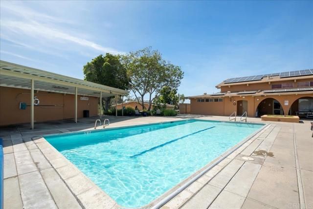 3685 Vista Campana 16, Oceanside, CA 92057