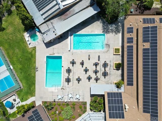 3685 Vista Campana 16, Oceanside, CA 92057