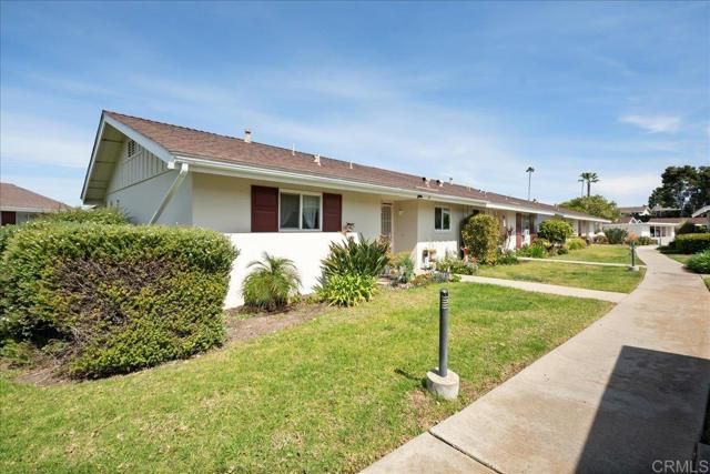 3685 Vista Campana 16, Oceanside, CA 92057