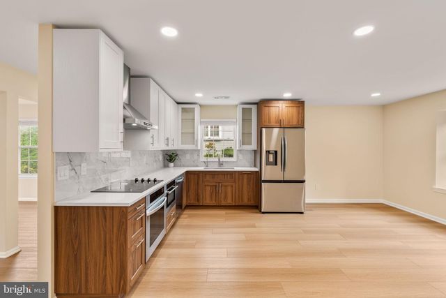 120 FORGE LN, Feasterville Trevose, PA 19053