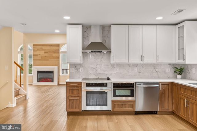 120 FORGE LN, Feasterville Trevose, PA 19053