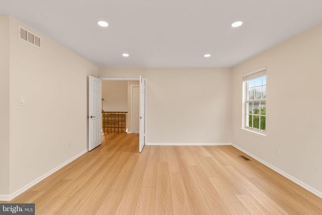 120 FORGE LN, Feasterville Trevose, PA 19053