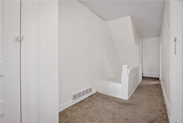 513 Lorenz Ave, Elliott, PA 15220